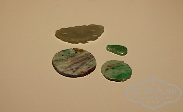 596.jpg