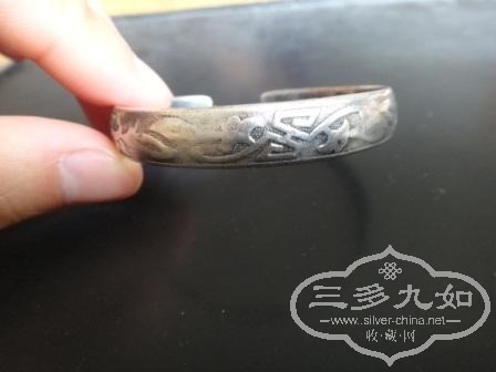 135104vkz2792y1acs77js[1].jpg