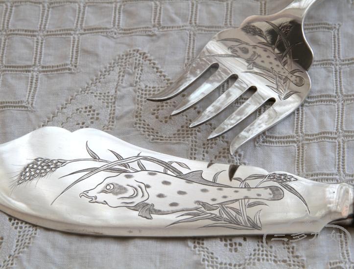 fish server set 2a.JPG