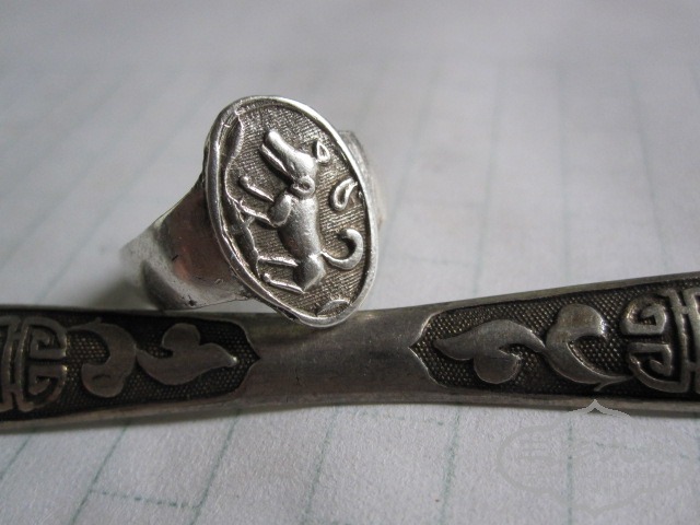 Ƭ 3194.jpg