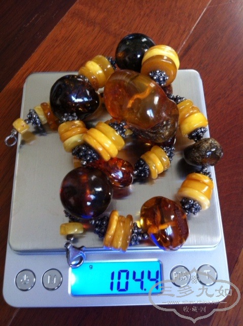 Amber necklace Weight.JPG