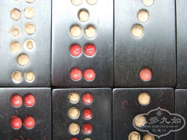 044.JPG