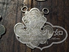Ƭ 052.jpg