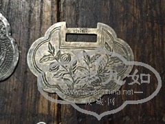 Ƭ 055.jpg