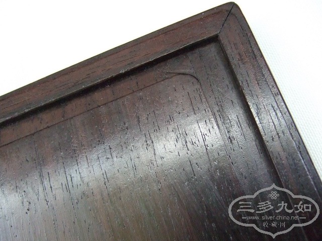 053.JPG