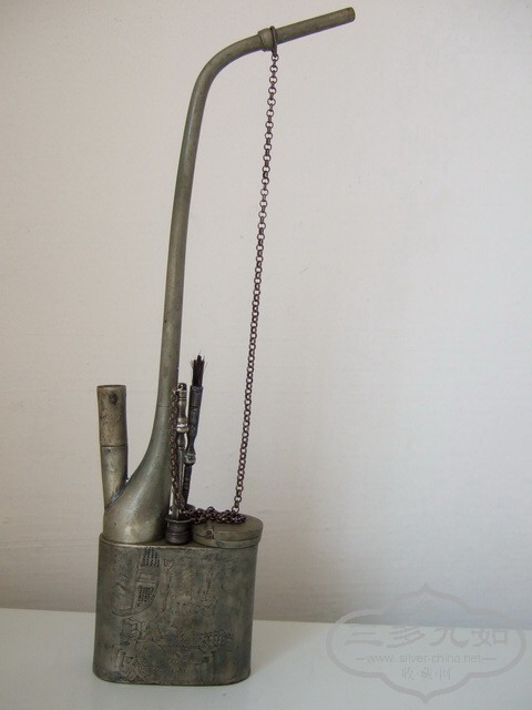 010.JPG