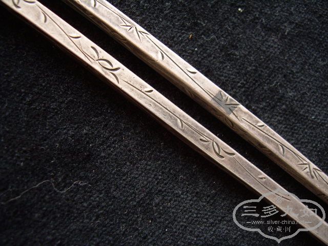 ................ 215.jpg