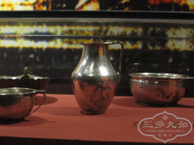 Ƭ 046.jpg