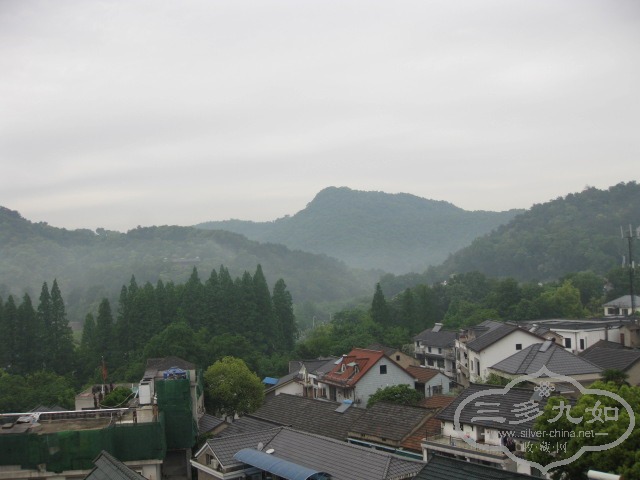 Ƭ 094.jpg