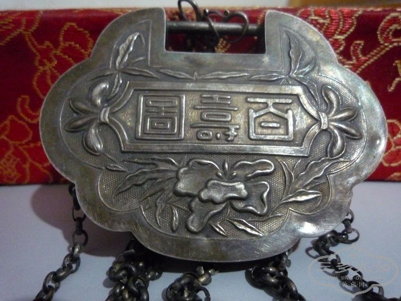 Ƭ 061.jpg