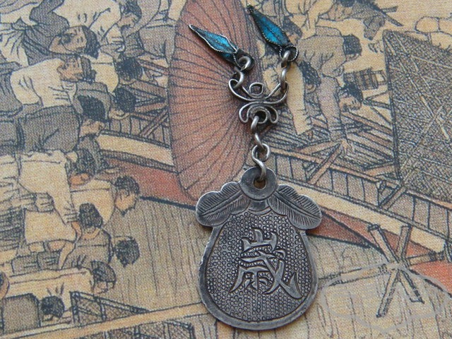 2.7��   2.2*1.7  40�������