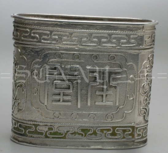 ����-    ���