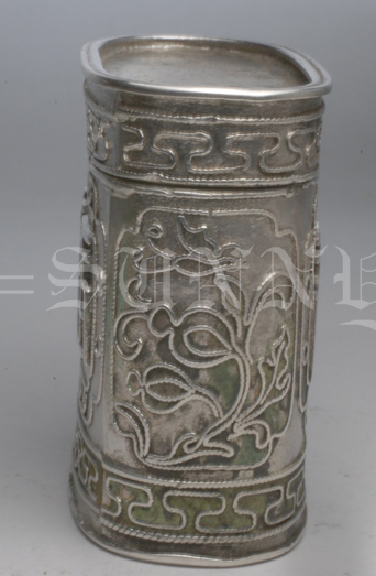 ����-    ���