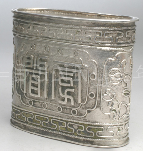 ����-    ���