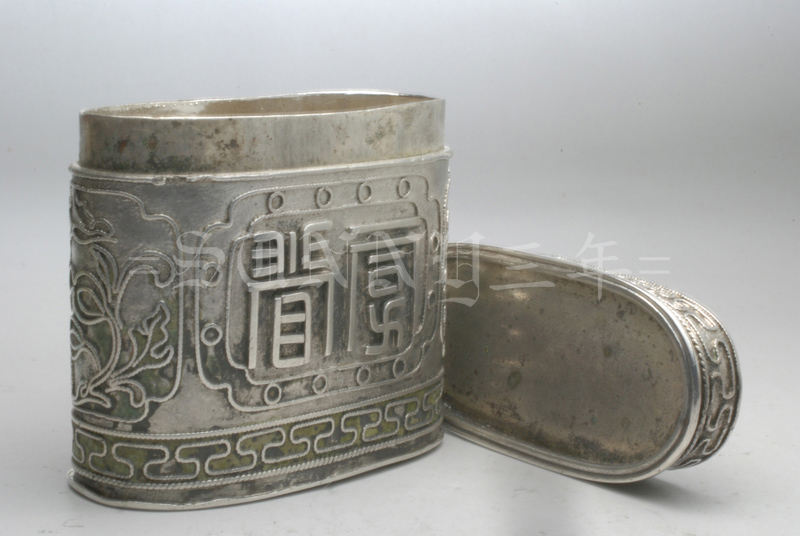 ����-    ���